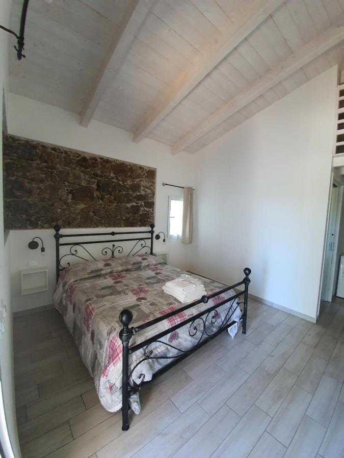 Janas Country House Bed and Breakfast Castelsardo Exterior foto